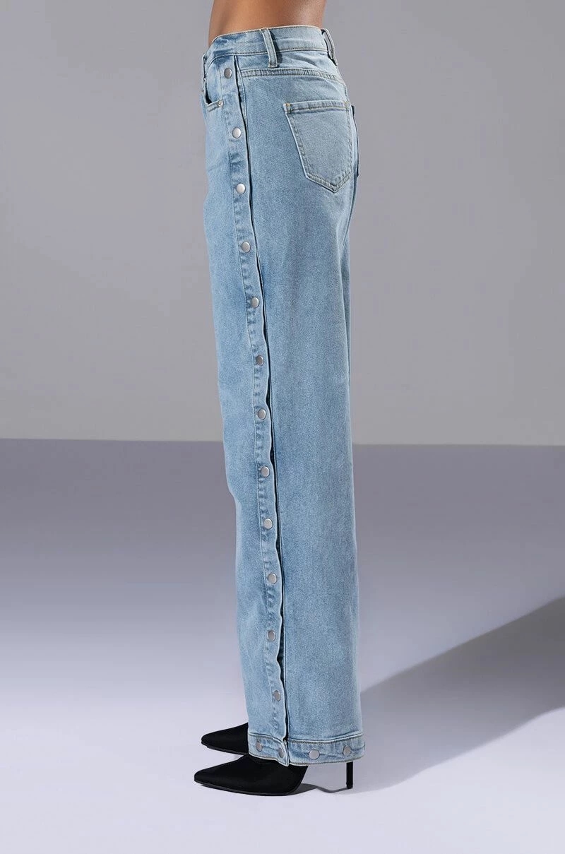 BLESSED MESS SIDE SNAP HIGH RISE JEANS - Image 4