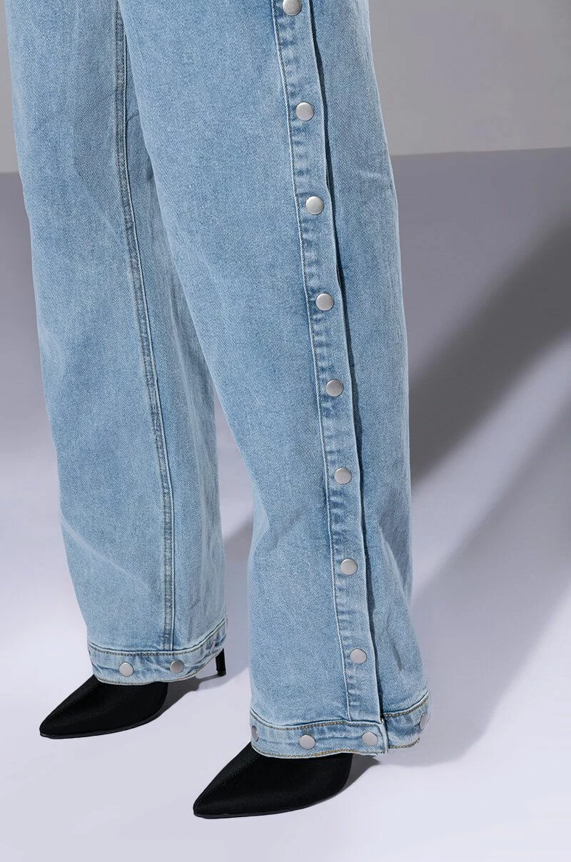 BLESSED MESS SIDE SNAP HIGH RISE JEANS - Image 6