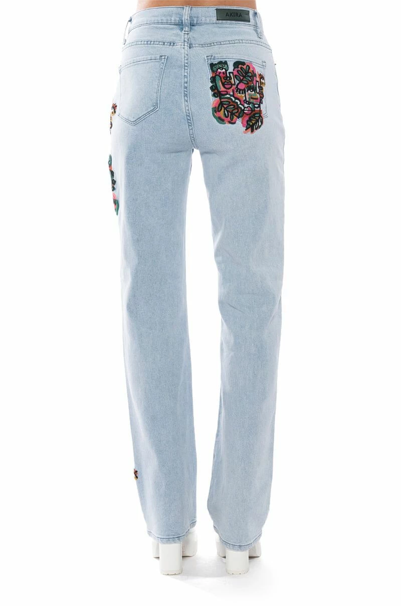 HIDDEN FACES EMBROIDERY DETAILED STRAIGHT LEG JEANS - Image 9