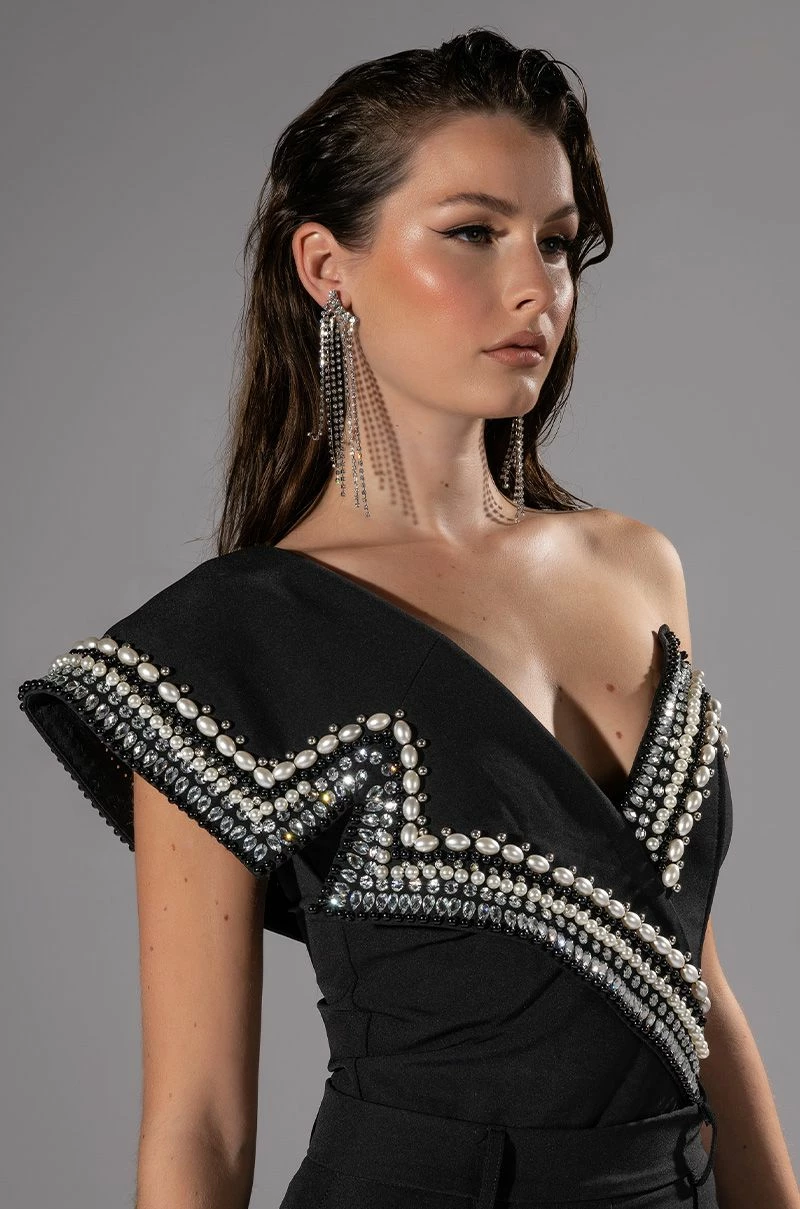 LUXURIOUS PEARL AND RHINESTONE DETAILED BODYSUIT IN BLACK - Image 2