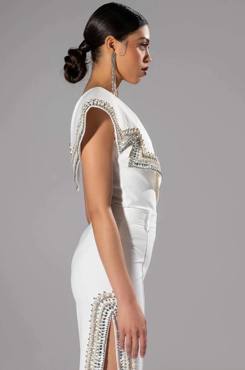 LUXURIOUS PEARL AND RHINESTONE DETAILED BODYSUIT IN WHITE - Image 7