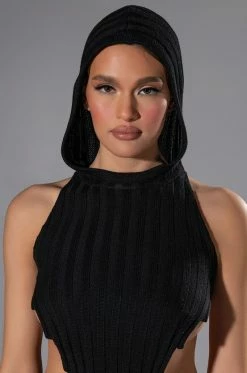 MARITZIA KNIT GEO HEM SLEEVELESS HOODED TOP