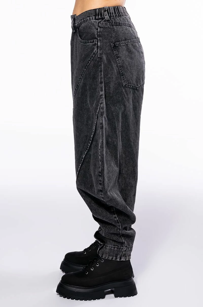 NEW YOU ABSTRACT VOLUME DENIM PANT - Image 5