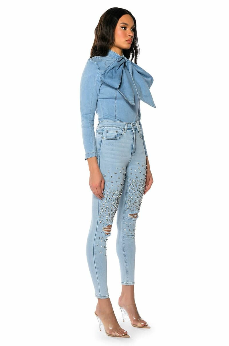 OUTTA THIS WORLD DISTRESSED RHINESTONE HIGH RISE SKINNY JEANS - Image 4