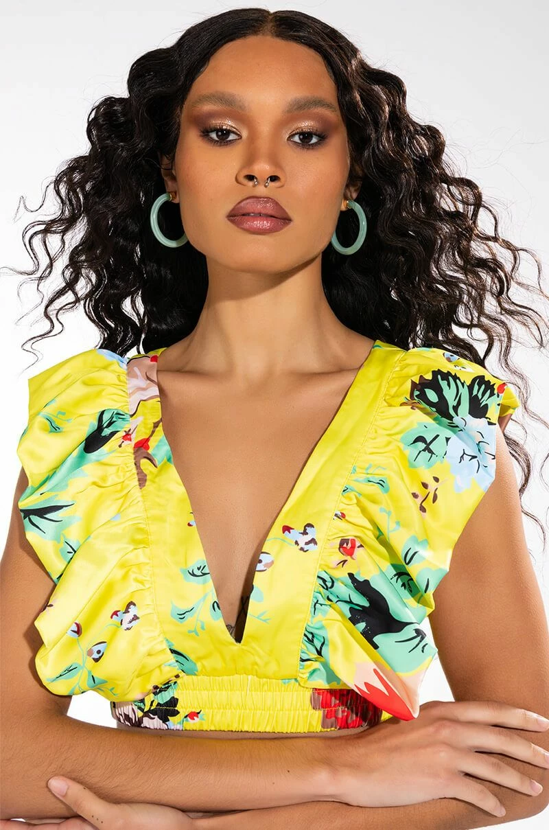 SUMMERTIME FINE SLEEVELESS VNECK BLOUSE