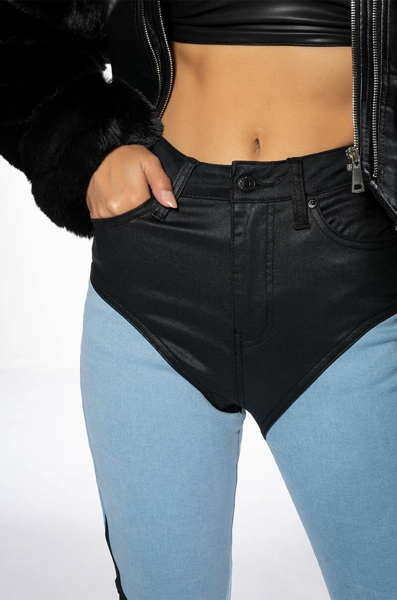 THE WAY SHE MOVES SKINNY JEANS - Image 6