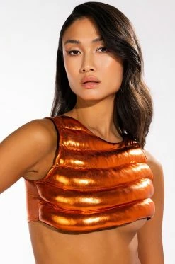 ZENON SLEEVELESS TEXTURED CROP TOP